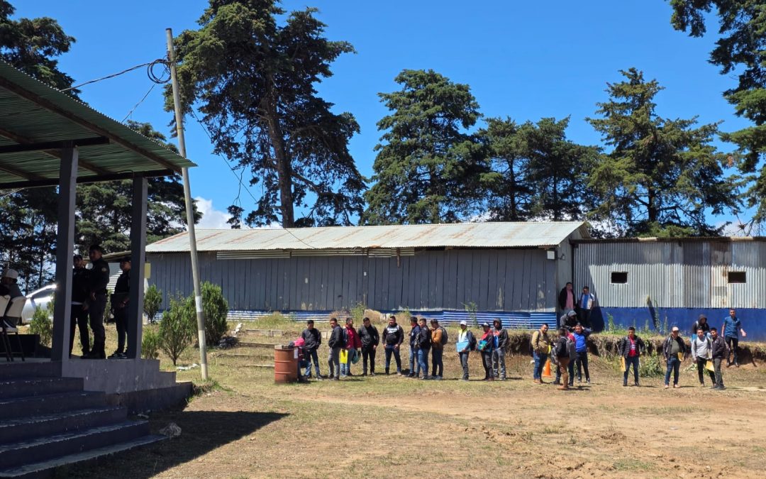 “No se deje engañar: aplicar al curso de guardia penitenciario es gratuito”